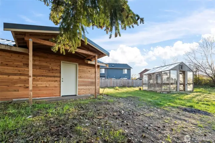 Entry to the potential DADU & glass plate green house