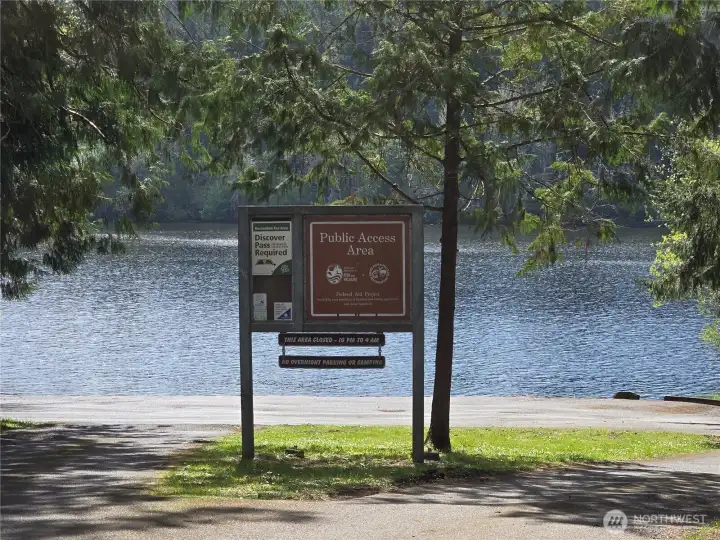 McIntosh Lake Public Access and Boat Launch - a short drive - Open green space provides a natural setting for wildlife viewing and quiet outdoor enjoyment.