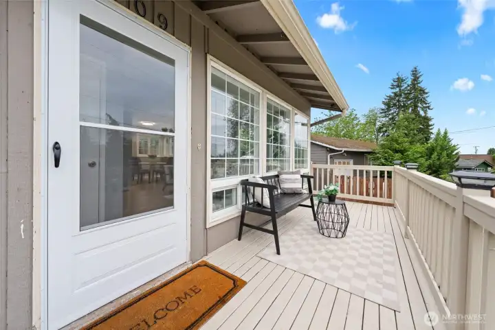 Cozy Front Deck sitting area