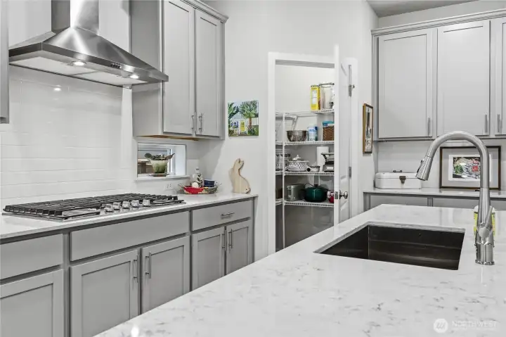 An inspiring kitchen to create in!