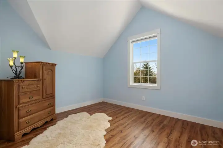 Bedroom in apartment above garage