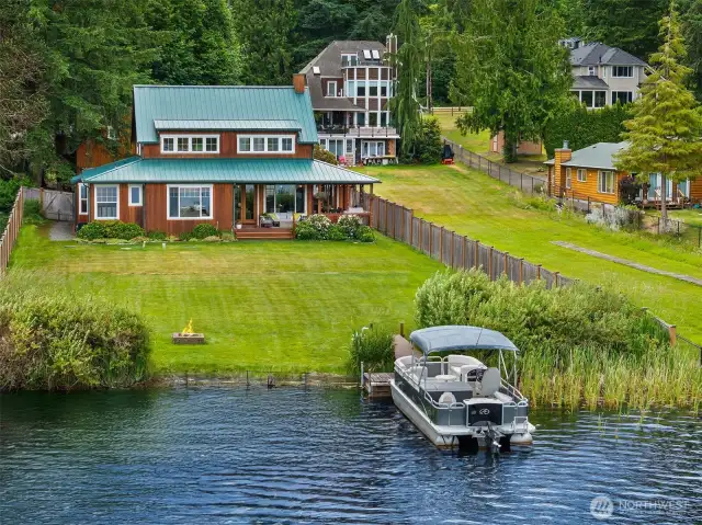 Lake Joy custom waterfront home! Life is better at the lake!