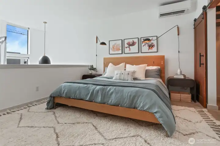 Generous primary with plenty of space to spread out.