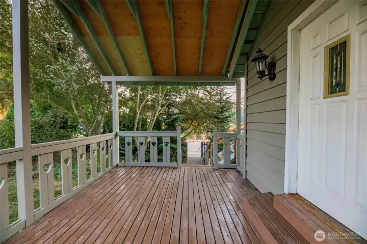 Side porch.