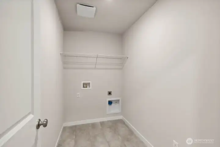 Photos are for representation only.  Features, colors, and selections may differ from photograph. See site agent for details.