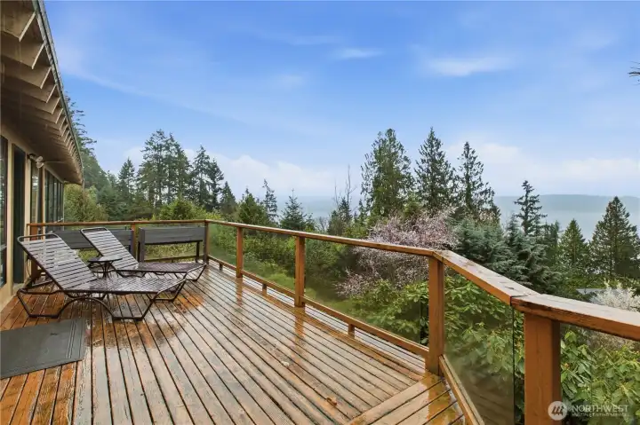 Deck front of the home.