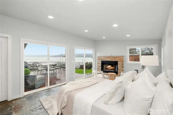 Guest Cottage w/ Separate Deck