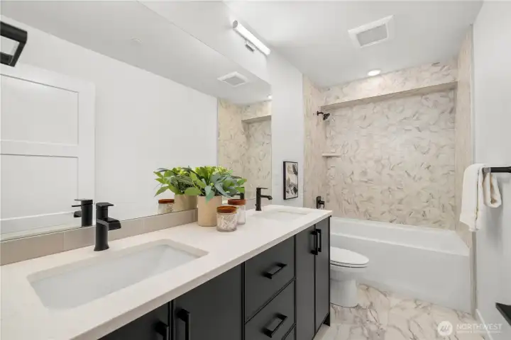 Photos of similar home for illustrative purposes. Photos of similar home for illustrative purposes.