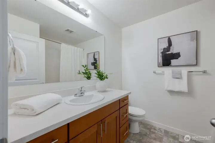2nd bath upstairs
