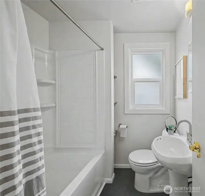Upstairs Bath Upstairs Bath