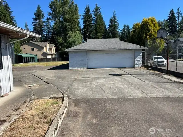 Driveway and Garage Driveway and Garage