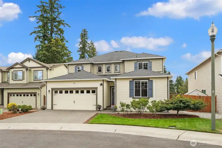 Welcome to 27827 153rd Place SE, Lennar's multi-generation floor plan.