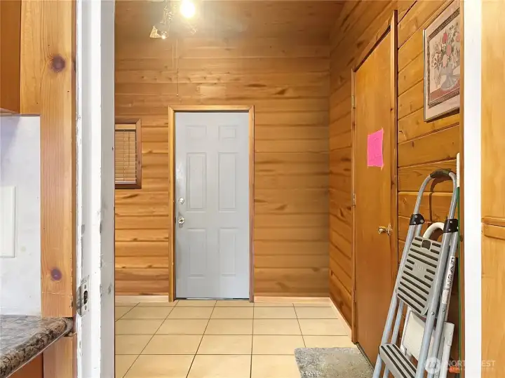 Dining room. Items virtually removed.