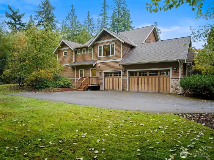 3 Car Garage and side door entrance