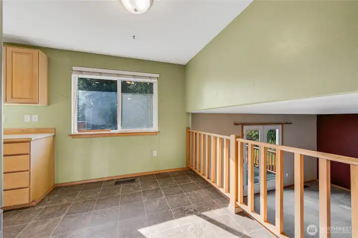 This open space gives you the opportunity to use it as you wish - there are many options!