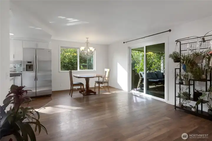 Dining Area/Family Room. Natural Light