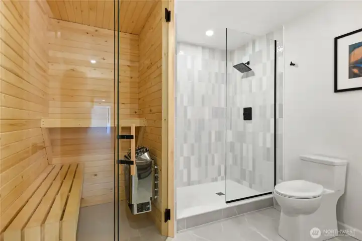 Bathroom 3 + Sauna