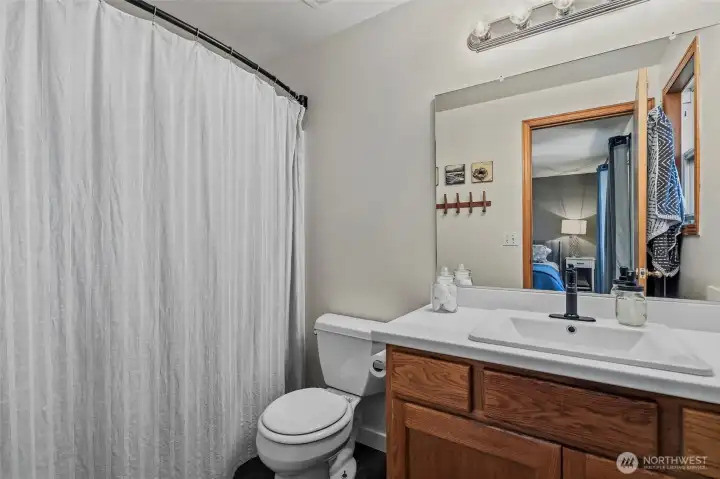 primary bedroom bathroom primary bedroom bathroom
