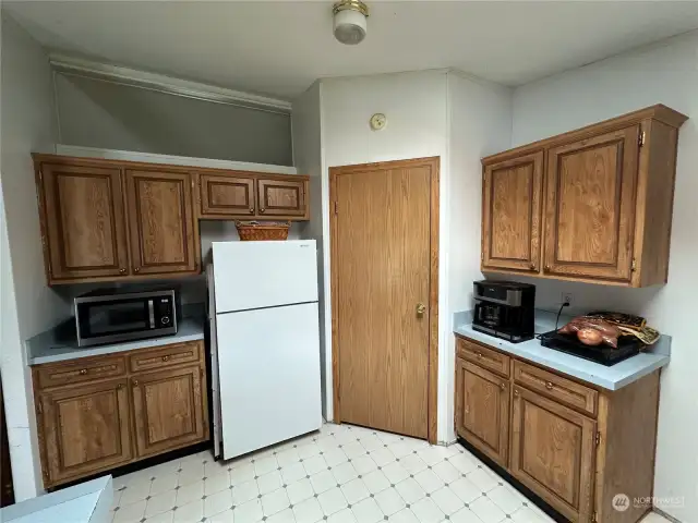 Kitchen pantry