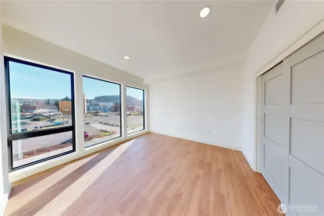2nd Bedroom