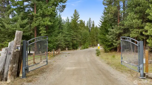 Entry to Sierra Lane