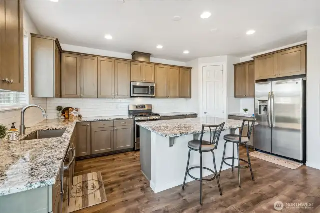 Kitchen - Breakfast Bar