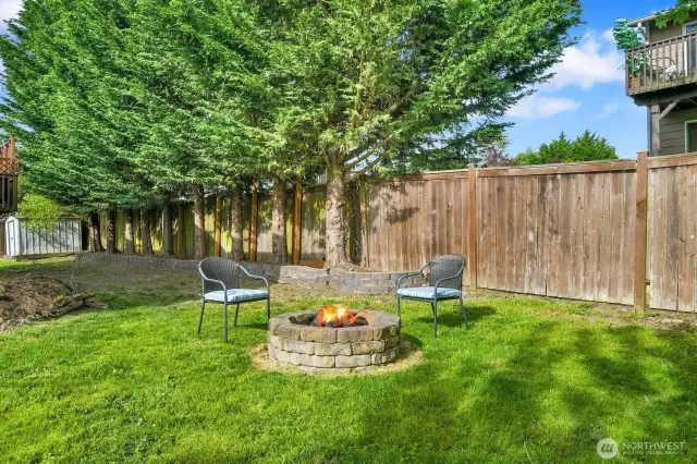Fully Fenced Backyard!