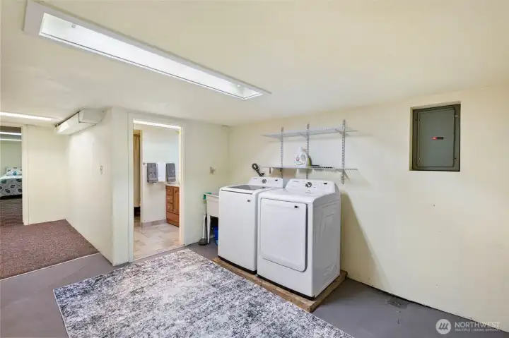 down stairs washer and dryer