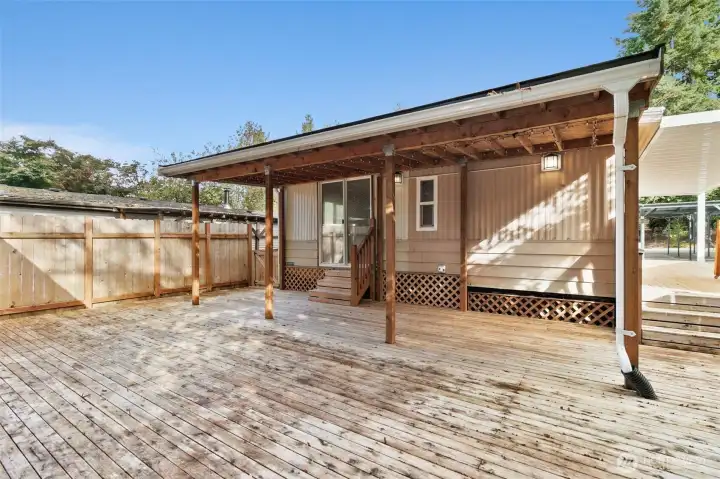Large private deck.