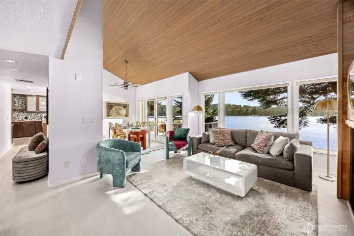 The timeless architecture of this NW Contemporary classic blends with nature and water views to frame your special style.  Make this a year-round residence or negotiate furnishings for your vacation home/vacation rental.