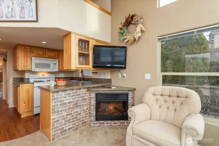 Cozy fireplace to enjoy