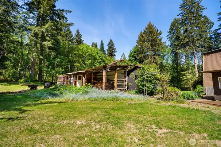 Wood Shed/Chicken Coop/Garden Shed