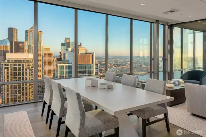 Rooftop- City View Room