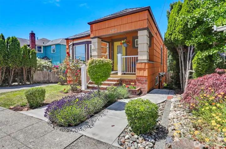 Entry on main level with separate entry on north side to lower level. Future ADU? Buyer to verify.
