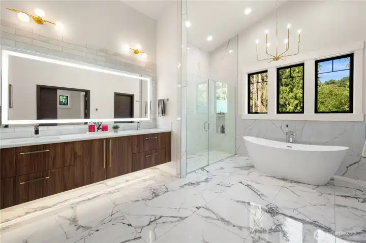 Grand Master Suite Bathroom