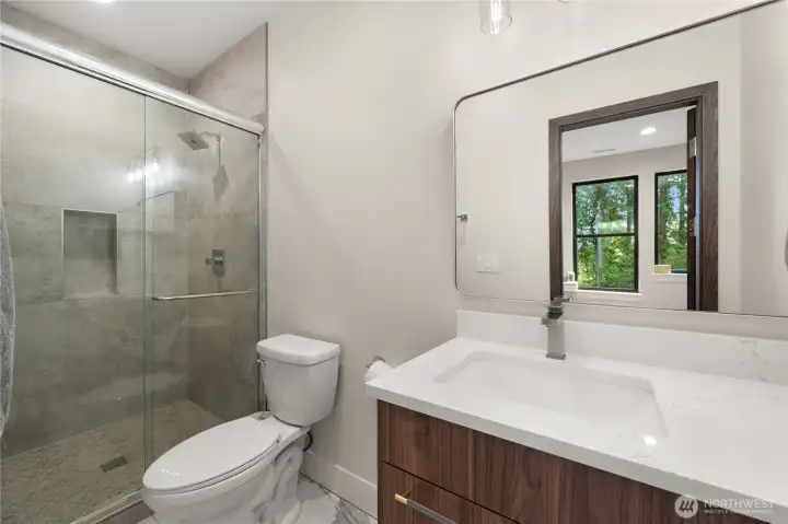 4th bathroom