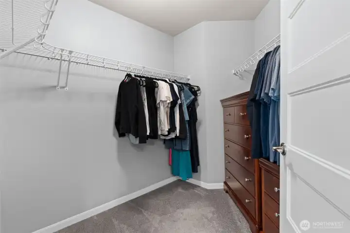walkin closet walkin closet