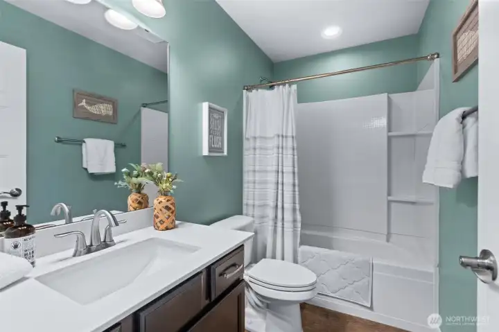 full bathroom full bathroom