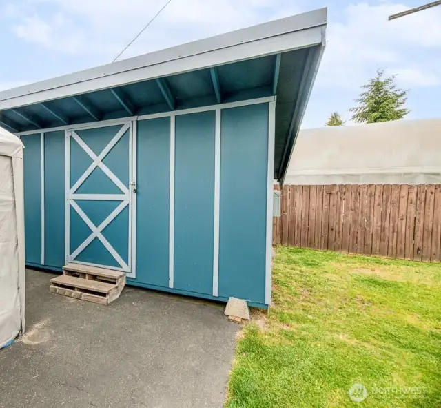 shop/shed