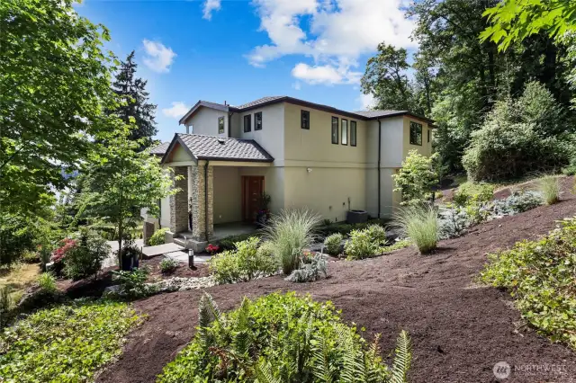 0.4 acre lot with professionally landscaped grounds