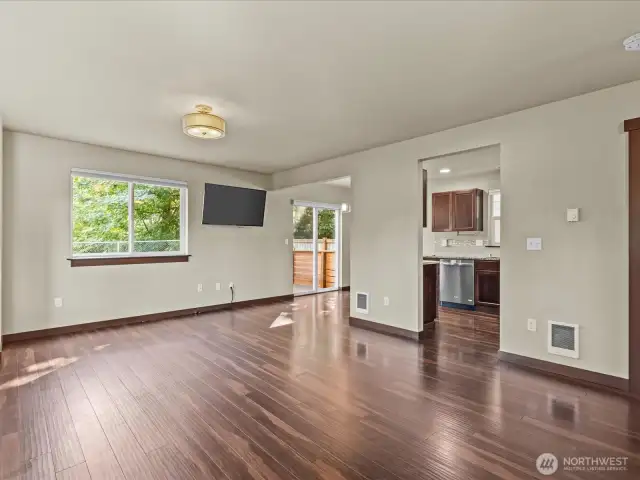 Entry & great room. TV stays