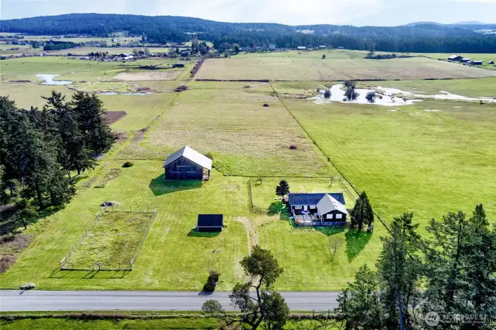 Aerial of the front side of the property, Davis Bay Rd. And the not-so-close-neighbors!
