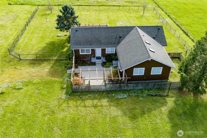 Squeaky clean, well maintained property.