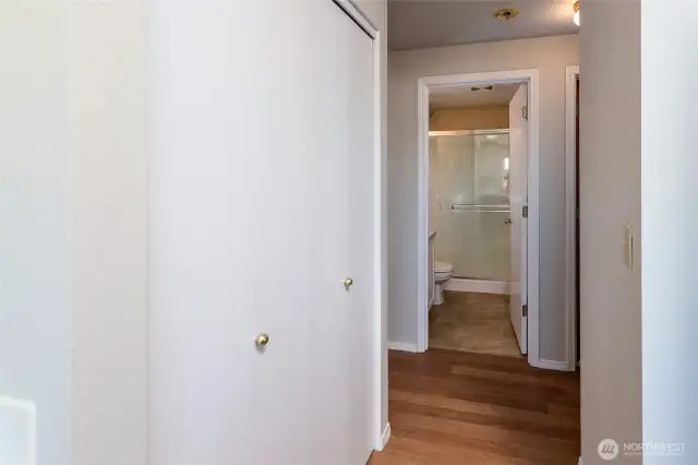 Hall to bedrooms and a 3/4 bath