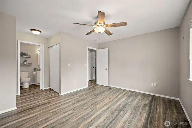 Ceiling fan in bedroom #2.