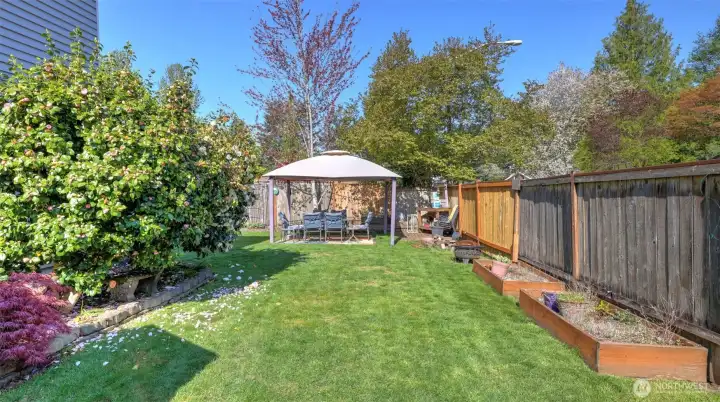 Lovely backyard garden space—perfect for planting, growing, and creating your own outdoor sanctuary