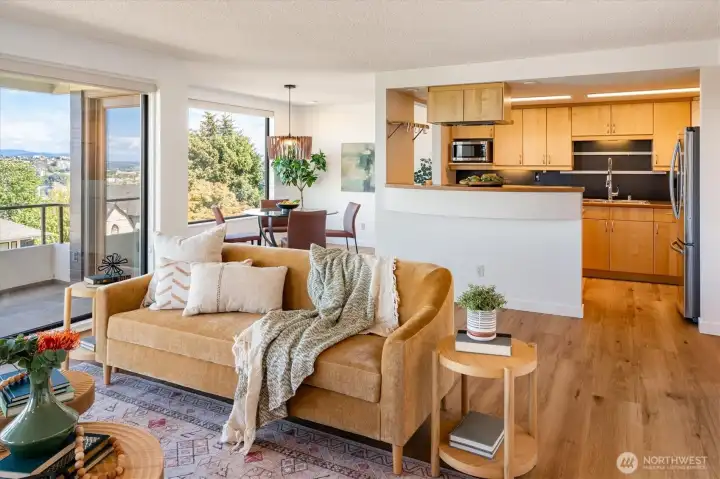 Open floor plan so you can always take in the private surroundings and mountain views