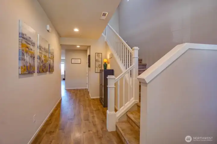 Front entry hallway to family room and kitchen Front entry hallway to family room and kitchen