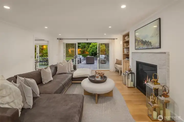 Warm, wide-plank engineered hardwoods flow throughout. Warm, wide-plank engineered hardwoods flow throughout.