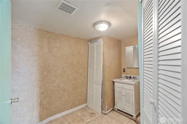 3/4 bath in basement